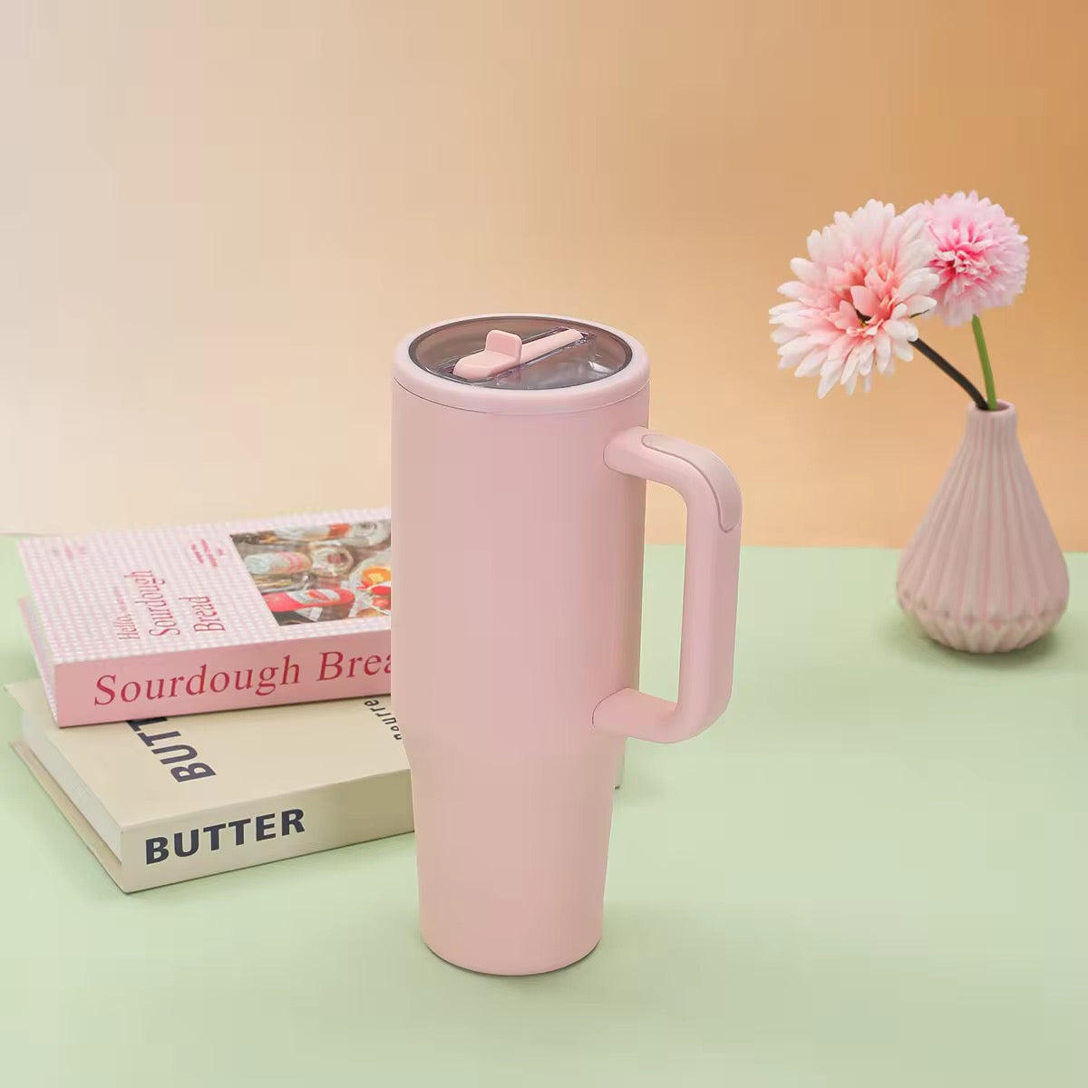 Tumbler, Mug 40 Oz Handle and Nozzle Straw Lid, Insulated Reusable Stainless Steel Travel Mug Keeps Drinks Cold up to 34 Hours