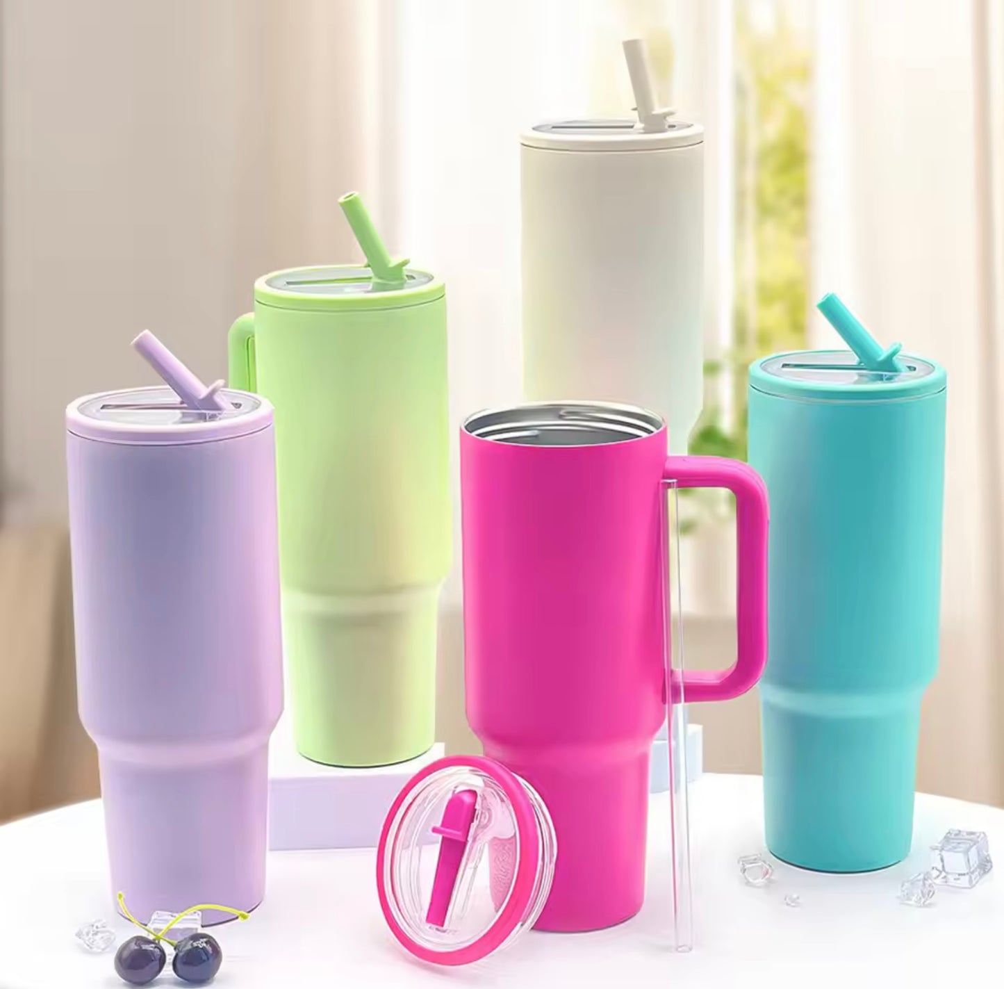 Tumbler, Mug 40 Oz Handle and Nozzle Straw Lid, Insulated Reusable Stainless Steel Travel Mug Keeps Drinks Cold up to 34 Hours